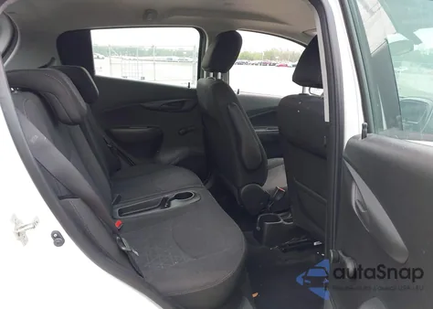 2019 Chevrolet Spark Ls Cvt z USA, uszkodzony, nr VIN KL8CB6SA9KC724635